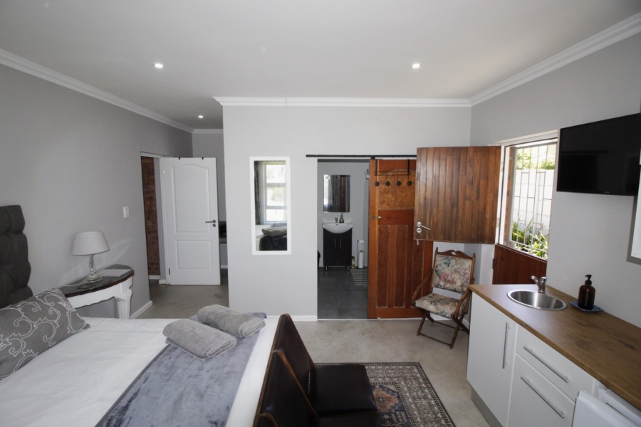 4 Bedroom Property for Sale in Paradise Beach Eastern Cape